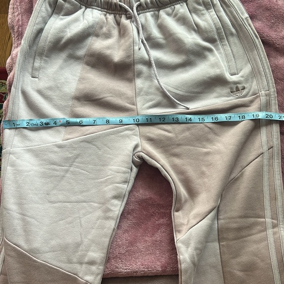 🎀New Adidas Sweatpants🎀 - Picture 11 of 11